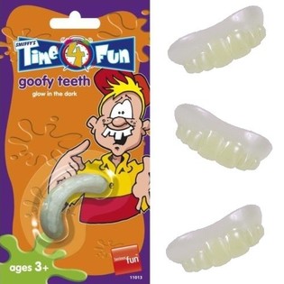 SMIFFY'S GLOW IN THE DARK TEETH (12 pcs)