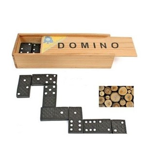 DOMINO GAME IN WOODEN BOX (12pcs)